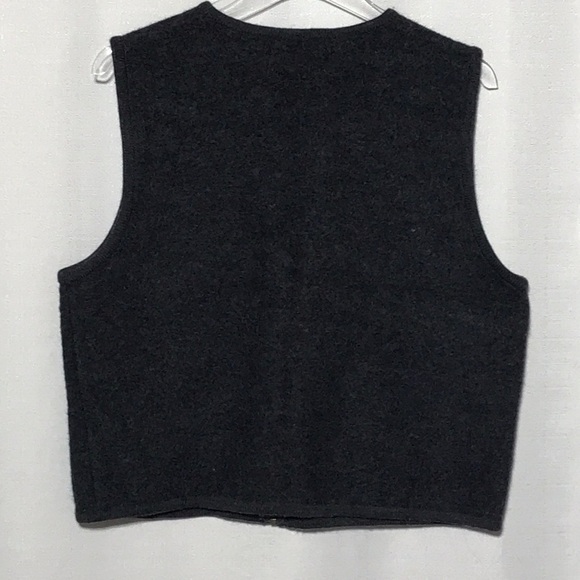 Wool Vest - Gray - Picture 2 of 3